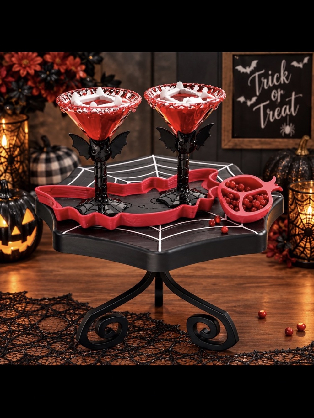 Miniverse- HALLOWEEN Vampire drinks sealed , new series 4